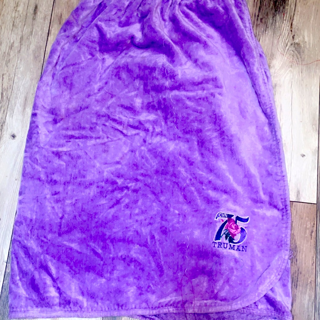 Us Navy Cvn 75 Harry S Truman Bath Wrap Brand New Robe Us Navy Cvn 75 Harry S Truman Bath Wrap Brand New Robe